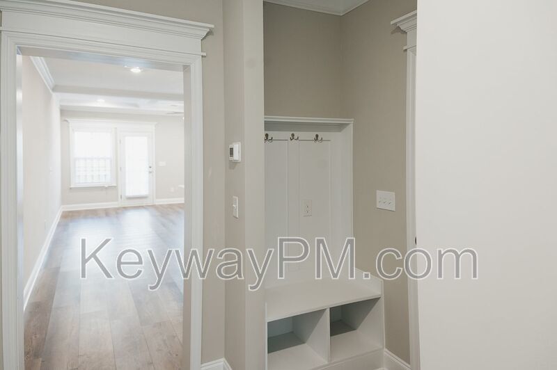 4511 Chestnut Trail - Canton Park property image