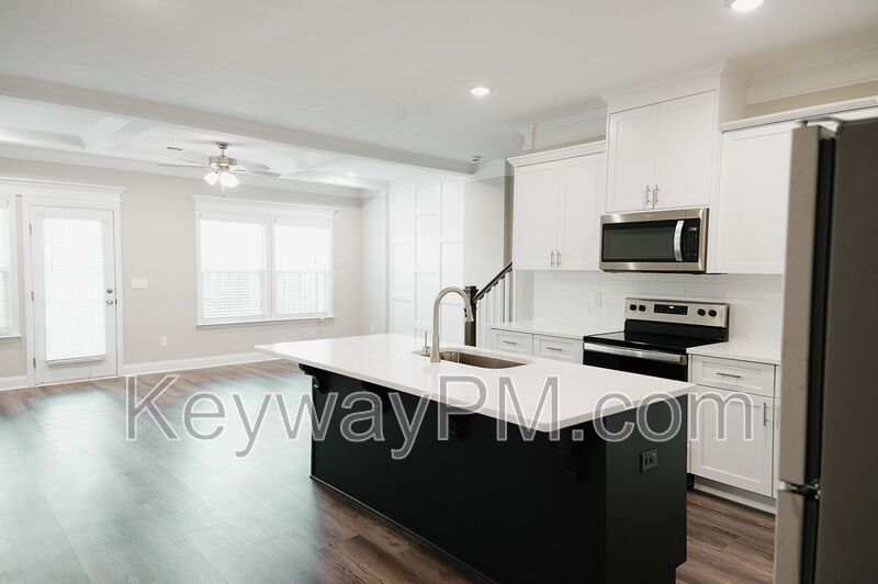 4511 Chestnut Trail - Canton Park property image