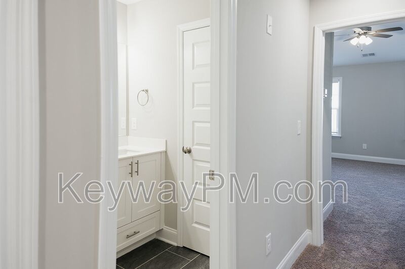 4511 Chestnut Trail - Canton Park property image