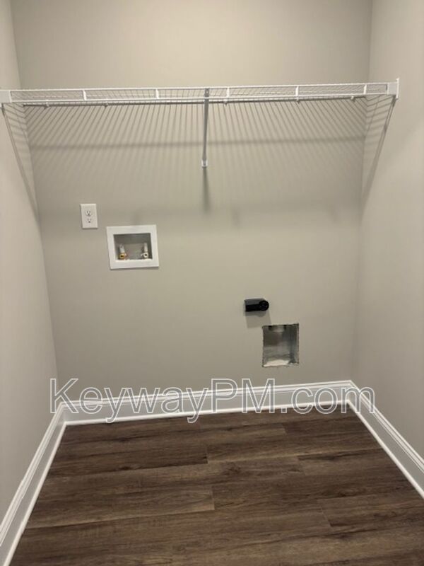 2044 Denmark Ave- Miller landing property image