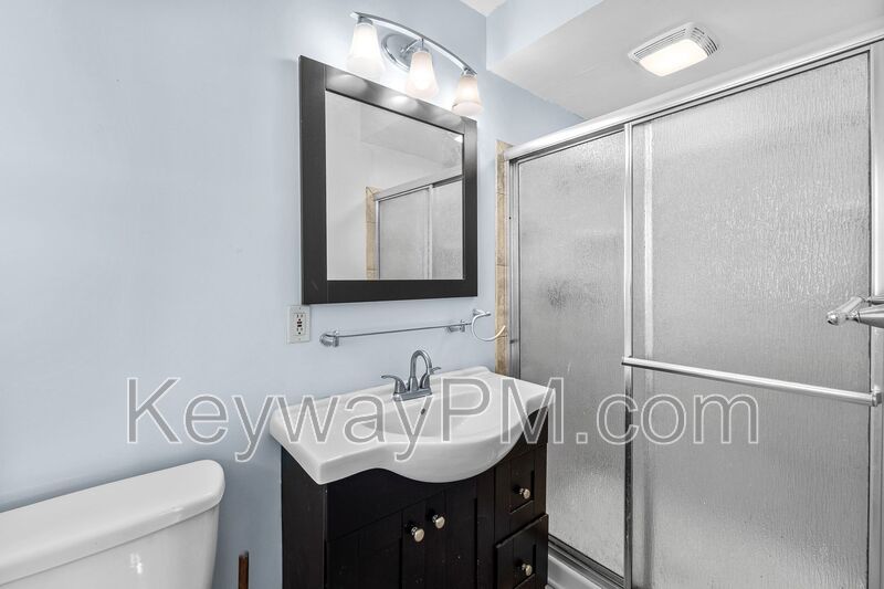 2423 Brentwood Place property image