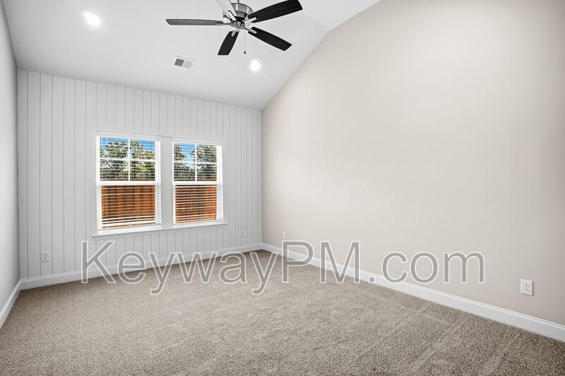 2106 Denmark Ave-Miller Landing property image