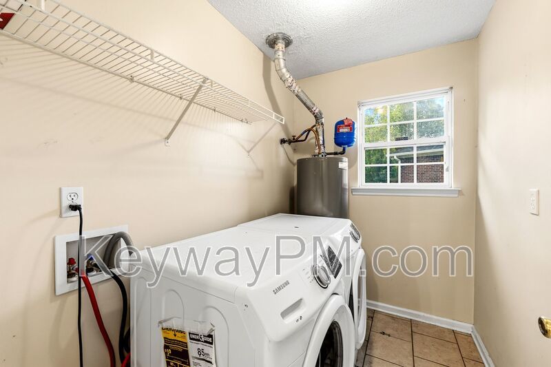 3013 Heron Court - Walton Meadows property image