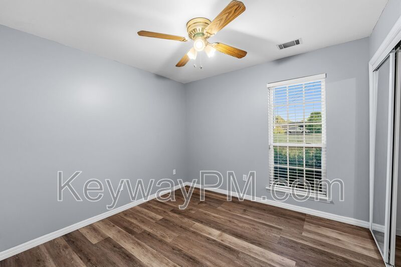 3013 Heron Court - Walton Meadows property image