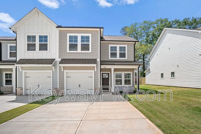 2071 Denmark Ave SE - Miller Landing property image
