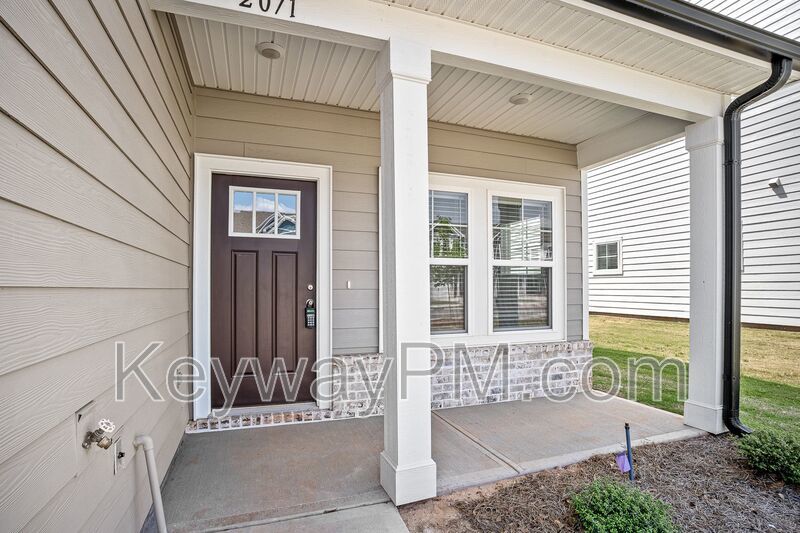 2071 Denmark Ave SE - Miller Landing property image