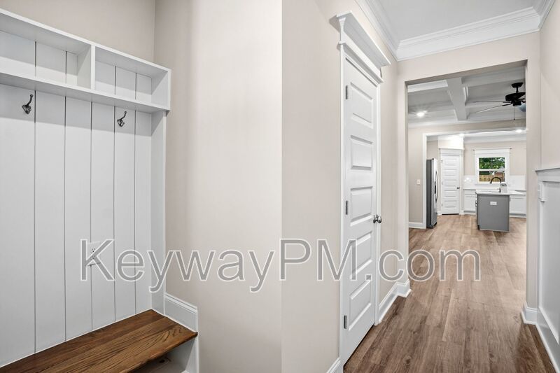 2099 Denmark Ave- Miller Landing property image