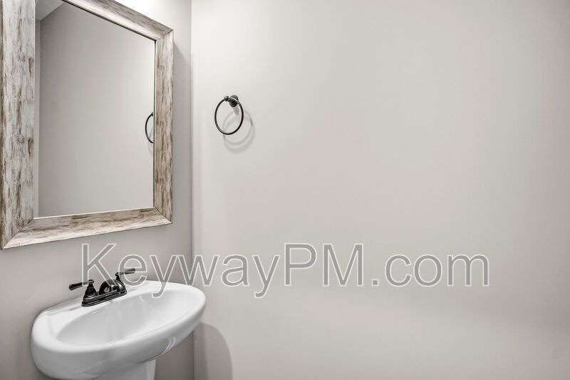 2099 Denmark Ave- Miller Landing property image