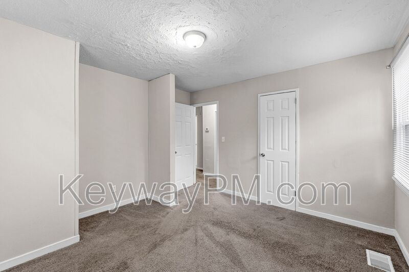 608 Carolina Springs property image
