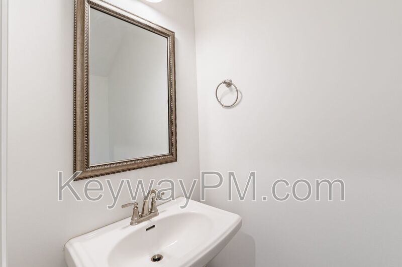 738 Woodvine Drive Road - Tillery Park property image