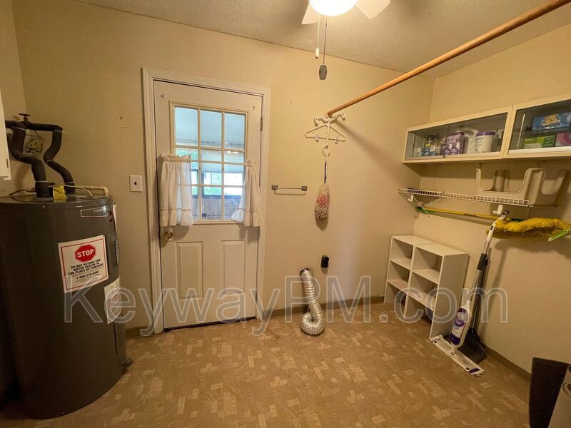4537 Shawnee Road - property image