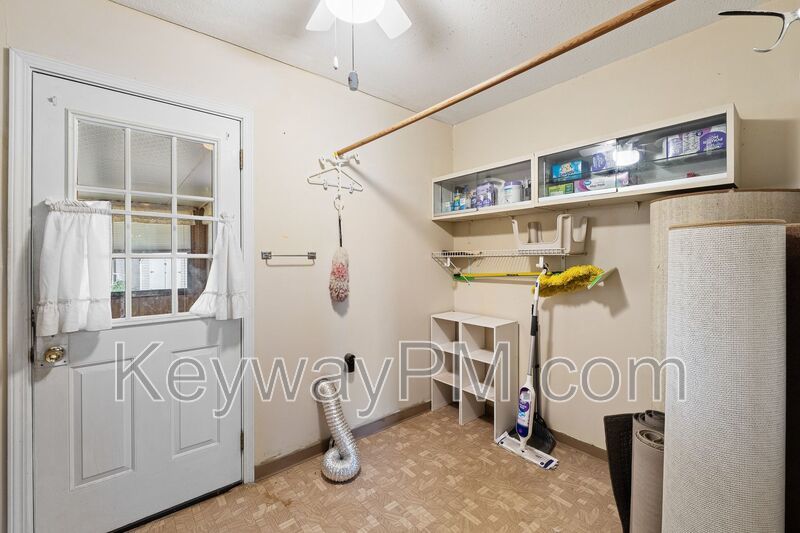 4537 Shawnee Drive property image