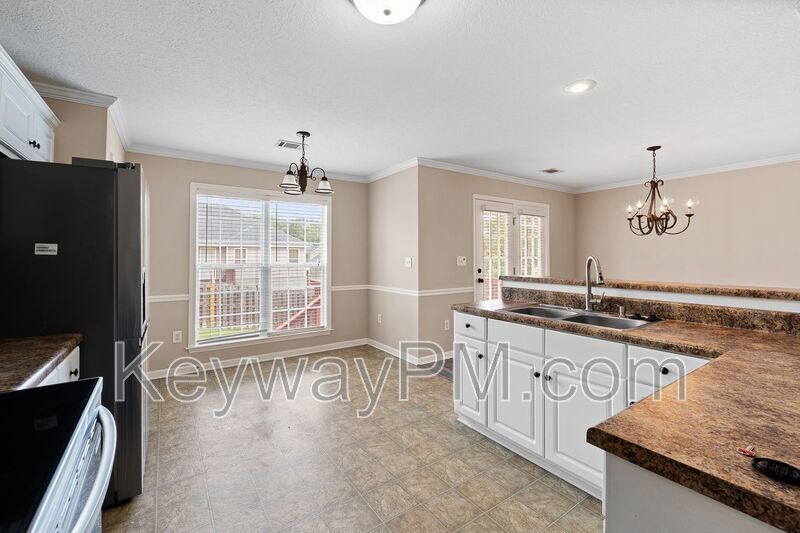 304 Elbrus Way - Pamir Place property image