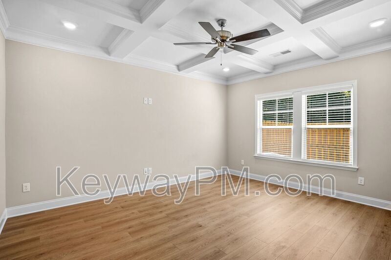 3109 Venetian Drive- Village Square property image