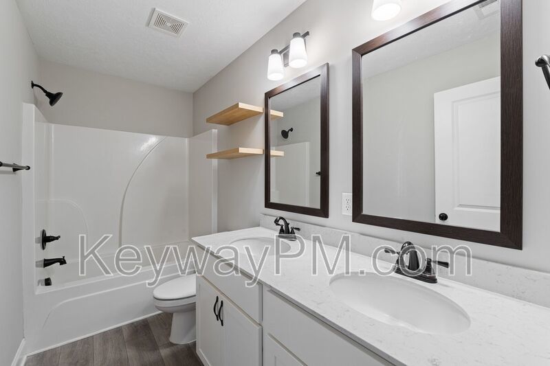 2097 Limerick Court - Canterbury Farms property image