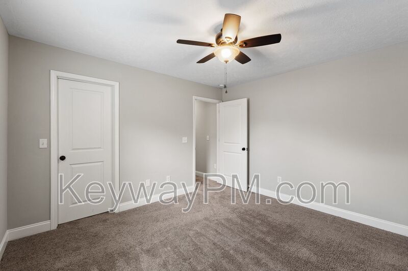 2097 Limerick Court - Canterbury Farms property image