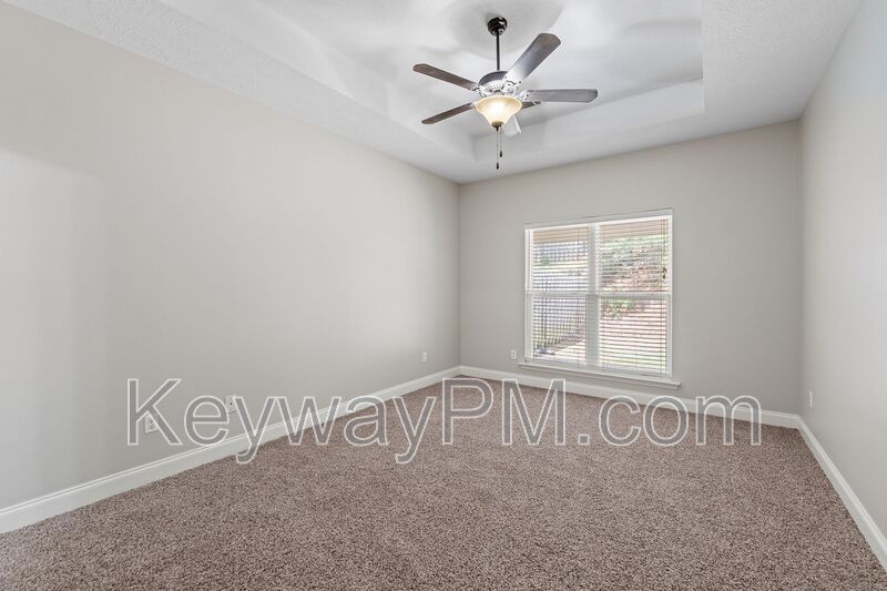 366 Bowen Falls property image