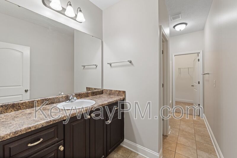 366 Bowen Falls property image