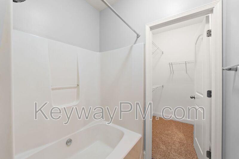 366 Bowen Falls property image