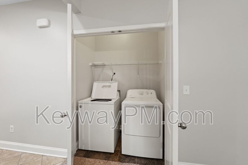 366 Bowen Falls property image