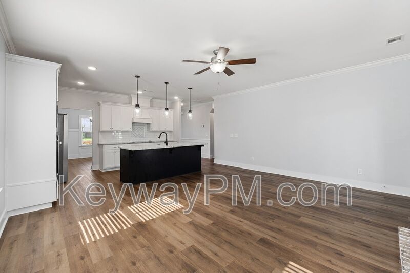 Luxury and Comfort Await @ 2217 Laurens St. - Wrights Farm - Grovetown property image