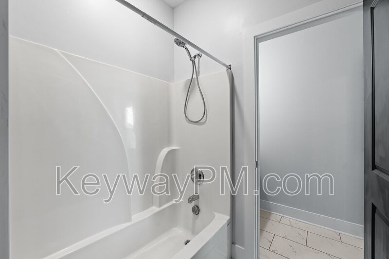 Luxury and Comfort Await @ 2217 Laurens St. - Wrights Farm - Grovetown property image