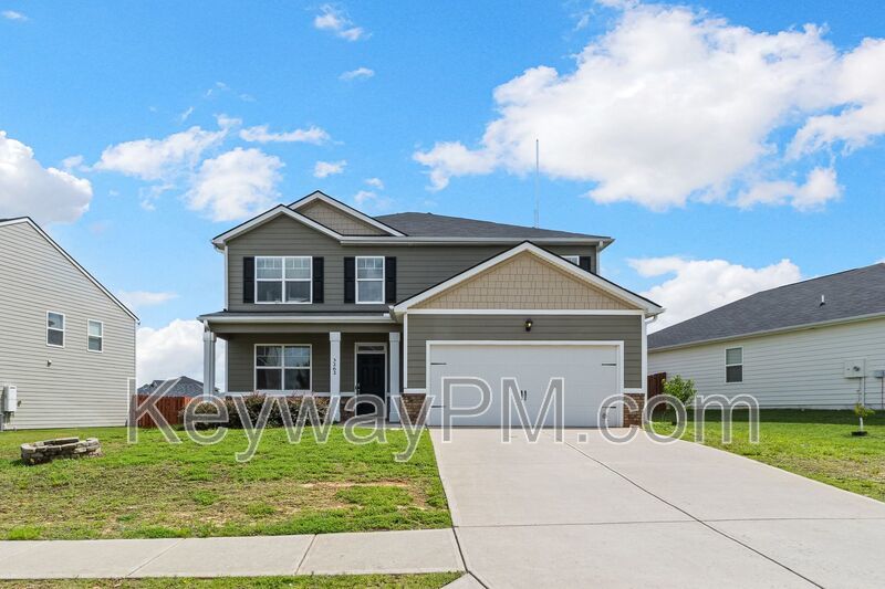 3262 Carmine Avenue - High Hills property image