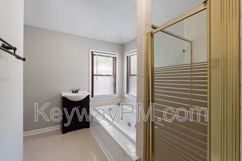255 Silver Maple Road- Silver Maple Ridge property image