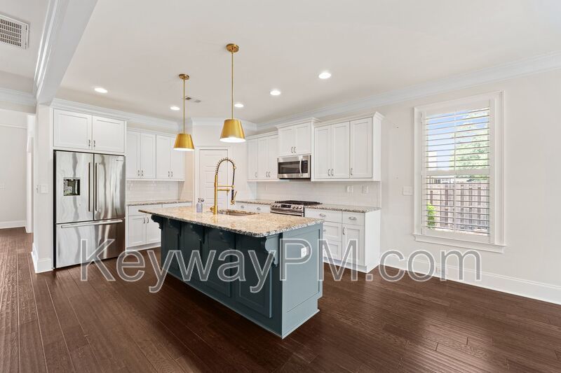 232 Dixon Court- River Island property image