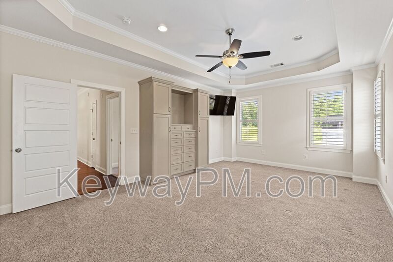 232 Dixon Court- River Island property image