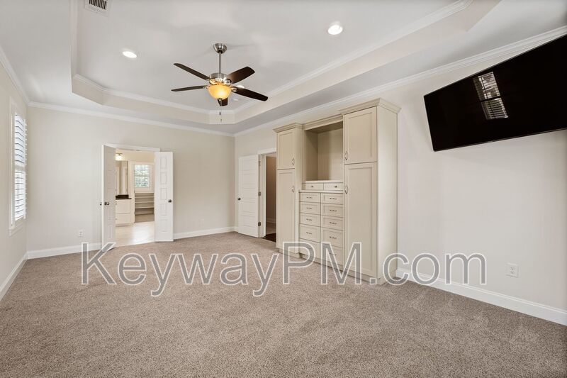232 Dixon Court- River Island property image