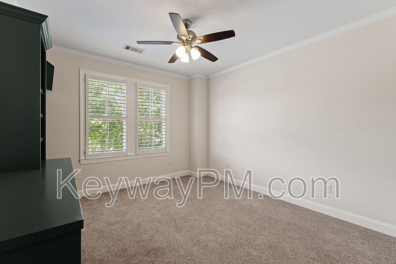 232 Dixon Court- River Island property image