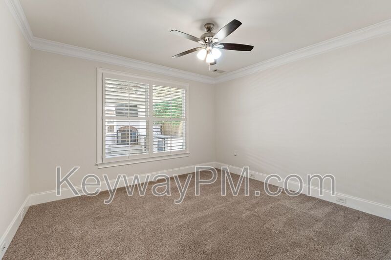 232 Dixon Court- River Island property image