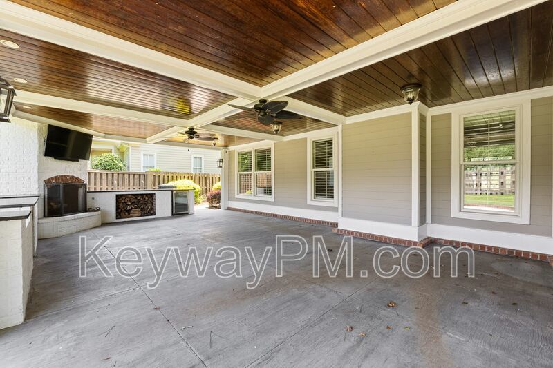 232 Dixon Court- River Island property image