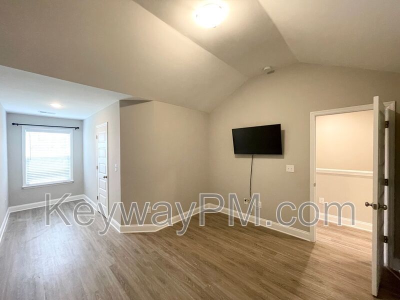 301 Sumac Trail - Canton Park property image