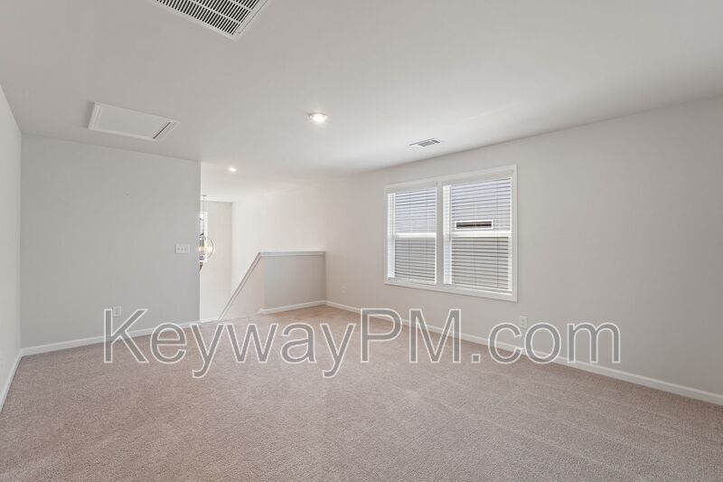 651 Manitou - Providence Station property image