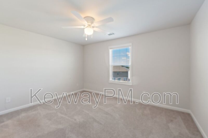 651 Manitou - Providence Station property image