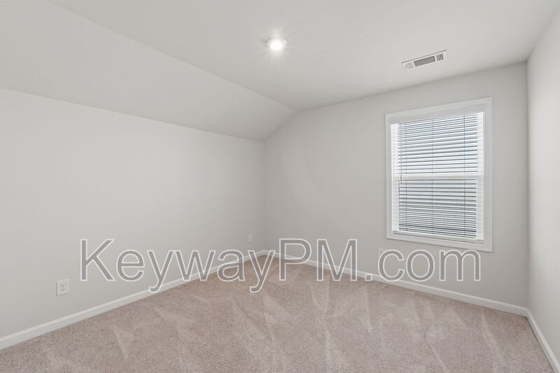 651 Manitou - Providence Station property image