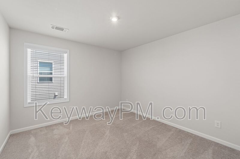651 Manitou - Providence Station property image