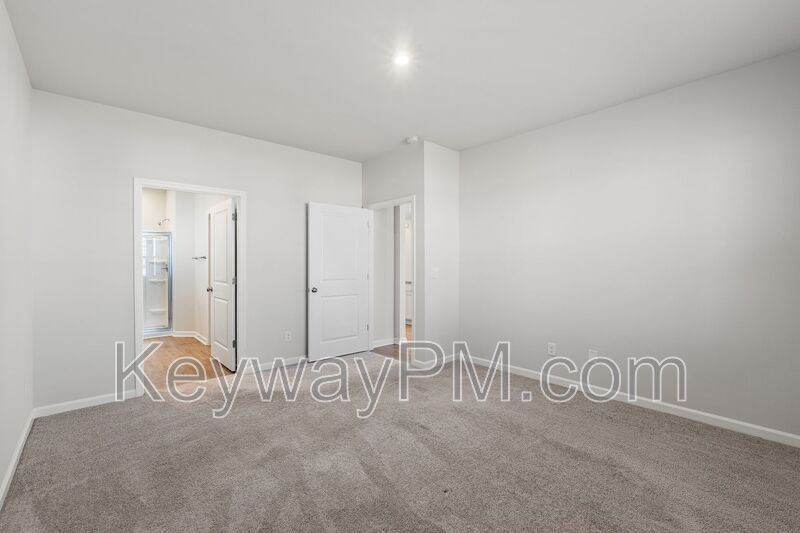 651 Manitou - Providence Station property image