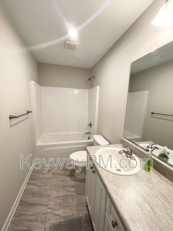 1206 Cobblefield Drive - Brighton Landing property image