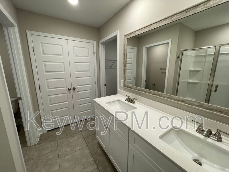 3119 Venetian Drive- Village Square property image