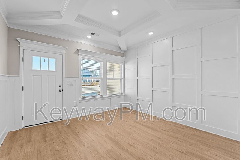 3125 Venetian Drive- Village Square property image