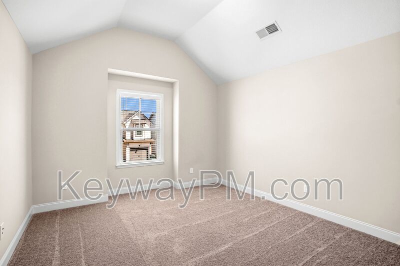 3133 Venetian Drive- Village Square property image