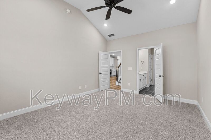 2103 Denmark Avenue SE - Miller Landing property image