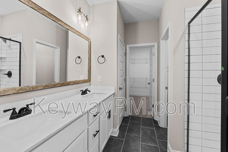 2103 Denmark Avenue SE - Miller Landing property image