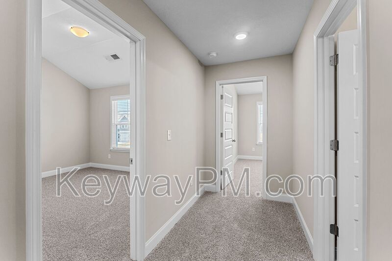 2103 Denmark Avenue SE - Miller Landing property image