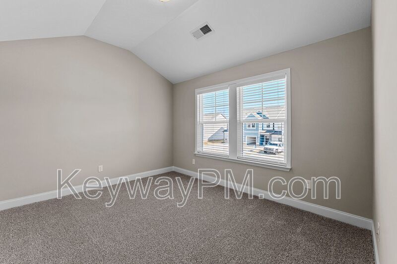 2103 Denmark Avenue SE - Miller Landing property image
