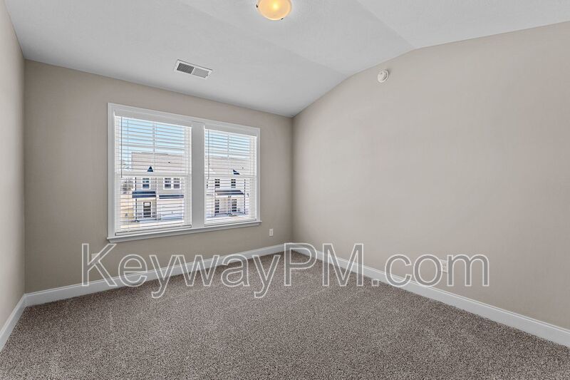 2103 Denmark Avenue SE - Miller Landing property image
