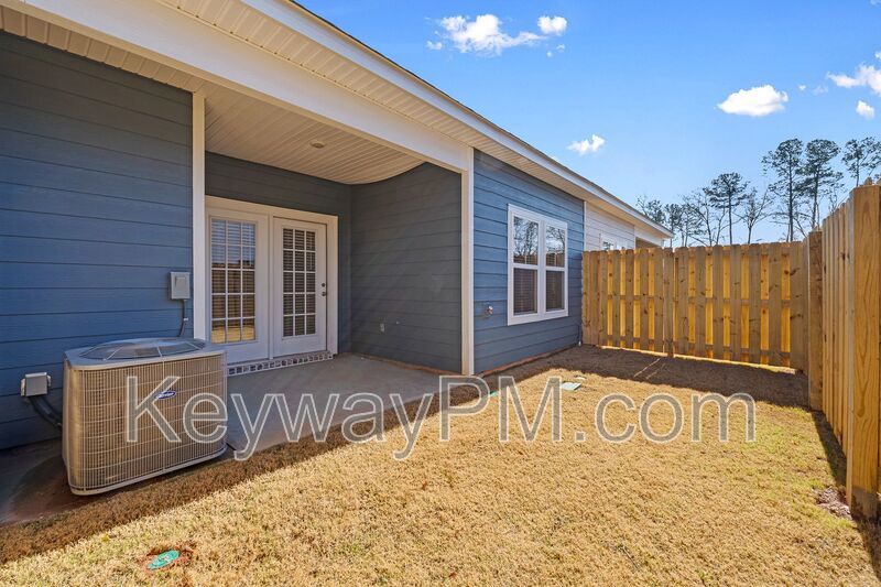 2103 Denmark Avenue SE - Miller Landing property image